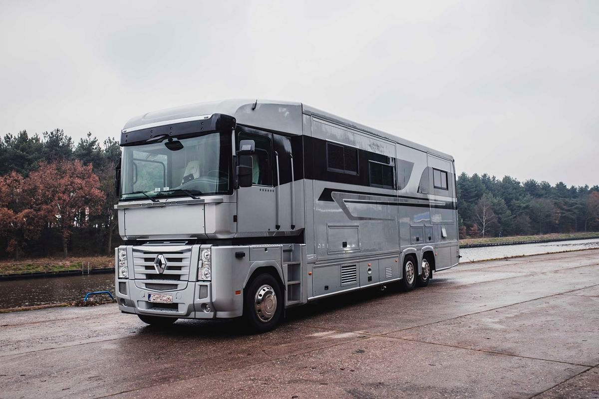 paul_sannen_motorhome_renault_magnum_stx_header