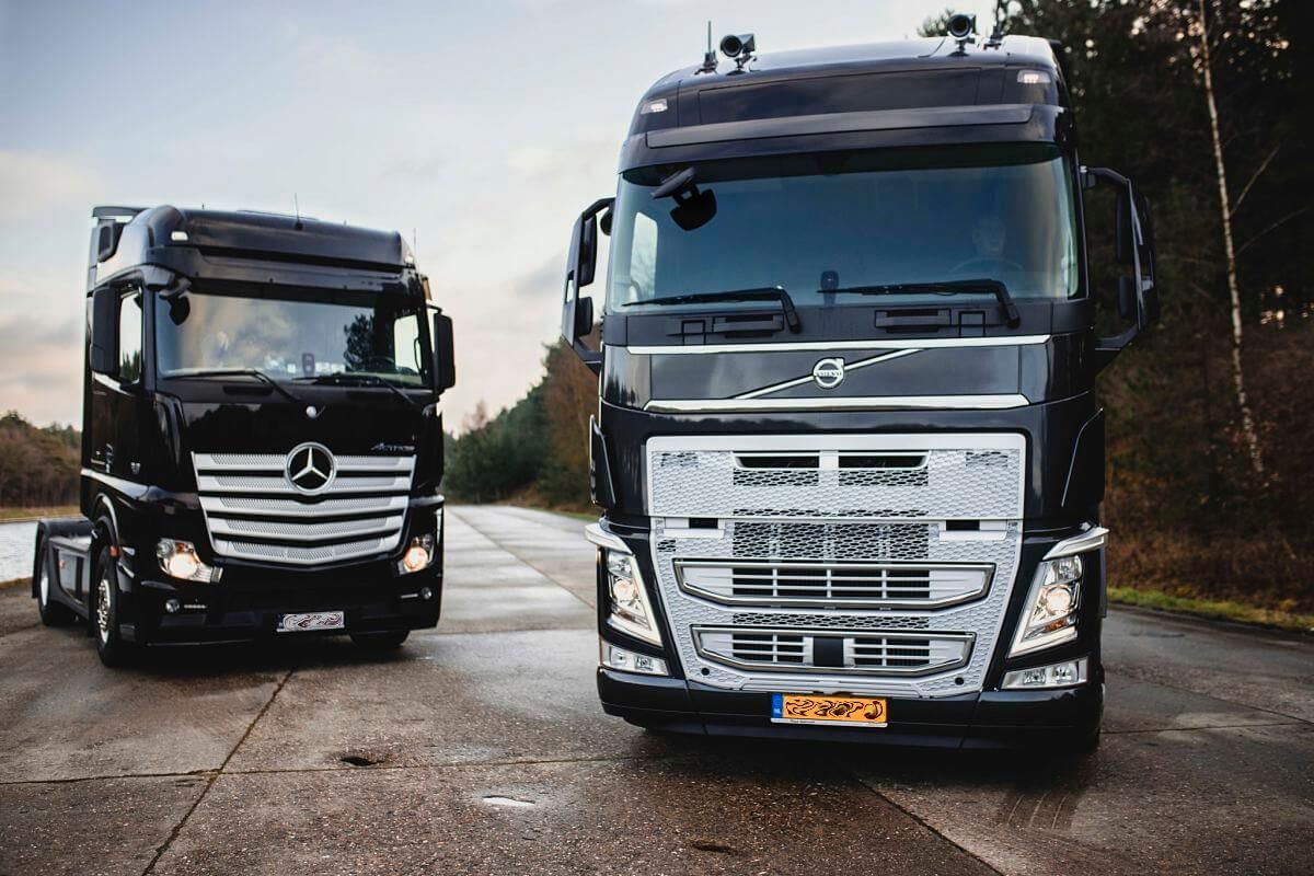 paul_sannen_motorhome_trucks4