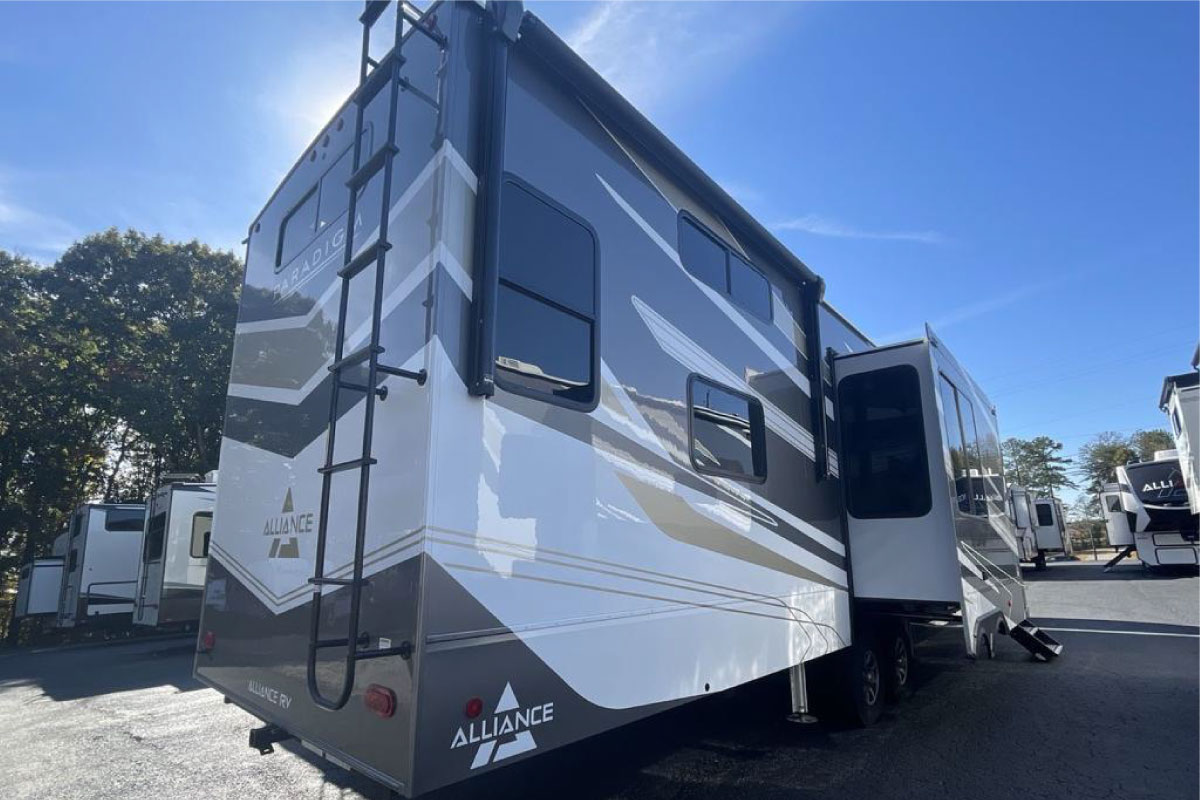 paul_sannen_motorhome_alliance_paradigm_header_opt