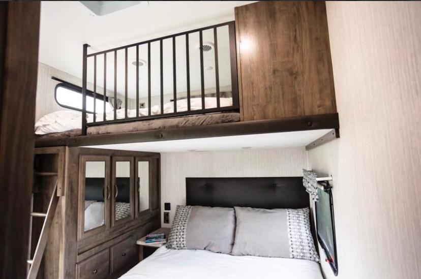 paul_sannen_motorhome_sandpiper_fifthwheel_interior_8